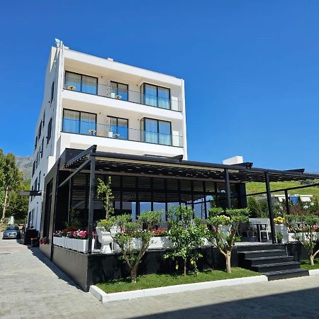 Kaan Hotel Radhimë Exteriör bild